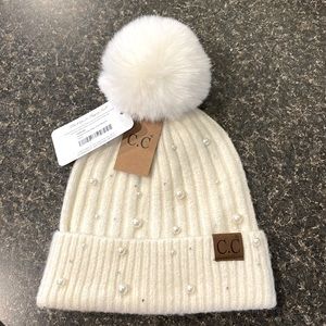 Pearl Pom CC Beanie